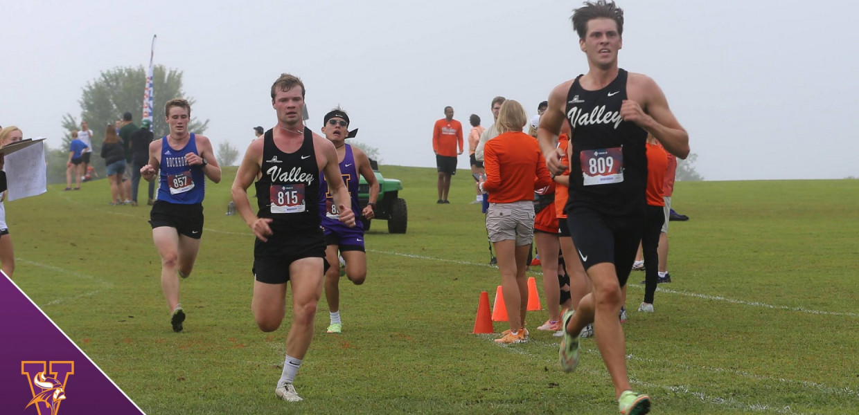 Cross Country Competes at Larry Young Invitational
