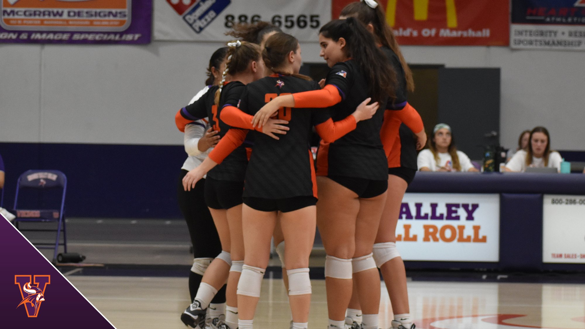 Women's Volleyball Falls to Benedictine in Regular Season Finale