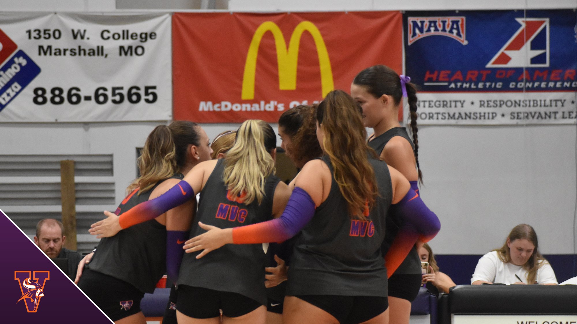 Women's Volleyball Falls in the Quarterfinal Match to Benedictine on the Road